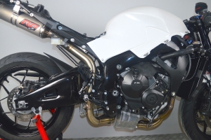 Honda CBR 600 RR 2021-2025 Rahmenschützer - Rechts - Version 2 - Kurzer - fur einfach Installation - GFK farbiges Schwarz